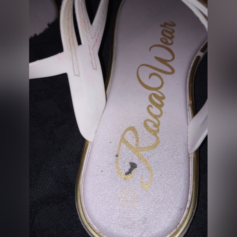 Sandals - Picture 2 of 2